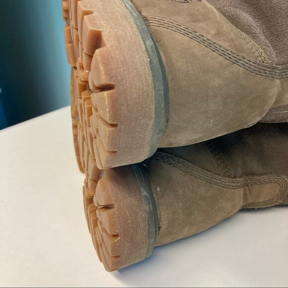 TIMBERLAND Sz  9 Sherpa Lined Suede Lace Up Boots - Picture 10 of 12